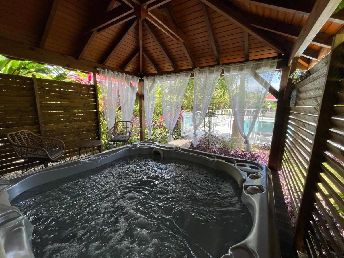 Hotel & Villa Le Cocotel 생프랑수아 외부 사진